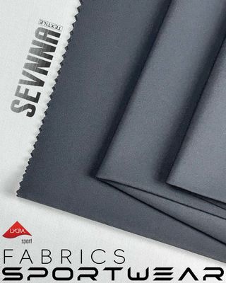 Tejido de licra elástica de 152 cm de ancho con 72% de materiales reciclados y 28% de Xtra Life Lycra