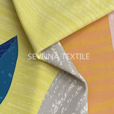 210gsm recicló la tela del traje de baño que las mujeres ultravioleta del estiramiento de la protección varan la ropa interior