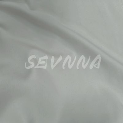 Tejido de sujetador deportivo de soporte medio/alto con diseño acolchado y fibra de nylon reciclada