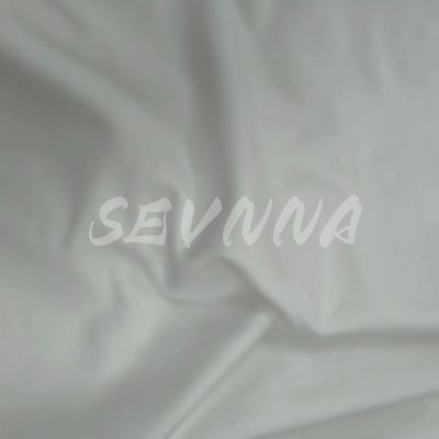 Tejido de sujetador deportivo de soporte medio/alto con diseño acolchado y fibra de nylon reciclada