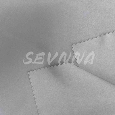 Experimenta la superioridad del tejido Repreve La solución sostenible
