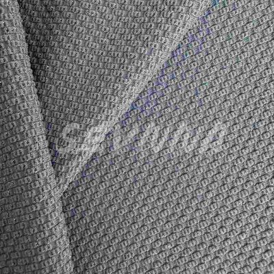Confort y rendimiento superiores con telas de punto de ropa activa