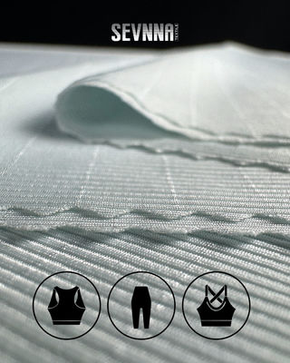 68% de Nylon RB frío 3% de Nylon 29% de Lycra Detalles del material en tejido de Lycra reciclado para ropa duradera y cómoda