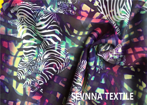 La impresión de Digitaces recicló la tela 225gsm-230gsm del traje de baño con los modelos animales