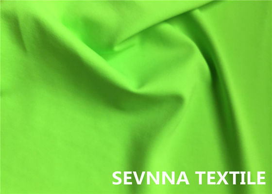 Tela de satén circular de punto teñida del poliéster, tela verde clara del crespón del poliéster