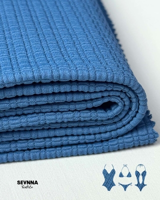 Mantente fresco y cómodo con nuestra tela transpirable y flexible para ropa de yoga