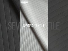 Tecnología Xtra Life en tejido Lycra reciclado transpirable, respetuoso con el medio ambiente y duradero